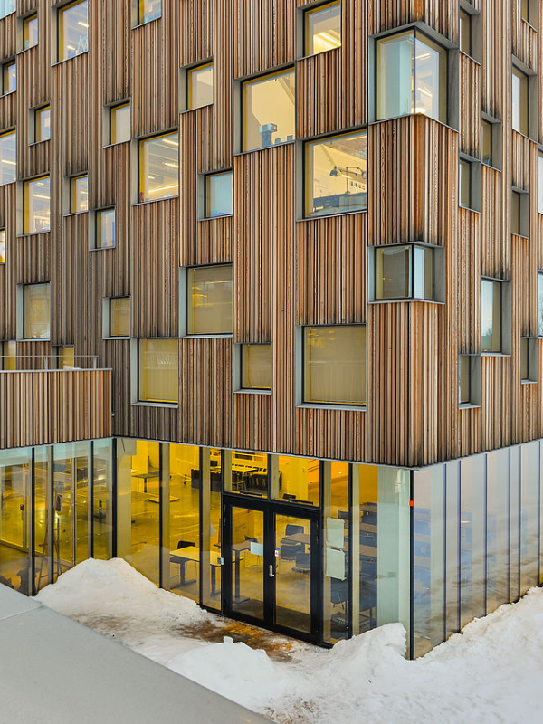 1690615518-275284-292