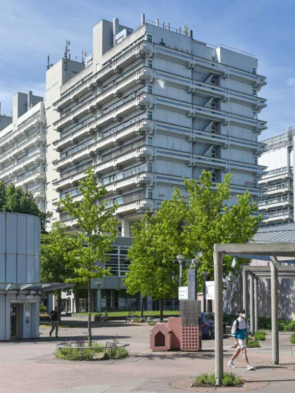 1693225049-812125-179